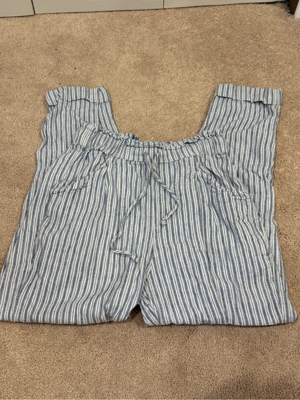 American Eagle Outfitters Blue and White Striped Drawstring Pants